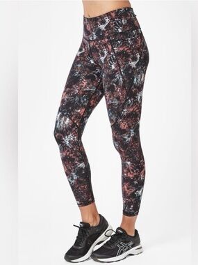 SWEATY BETTY The Power 7/8 Leggings in Pixelated Floral